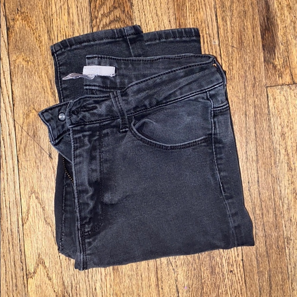Black/grey skinny jeans size 25